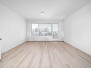 Pronájem bytu 1+kk, Praha - Dolní Měcholupy, Kardausova, 34 m2