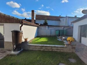 Prodej rodinného domu, Straškov-Vodochody - Straškov, 100 m2