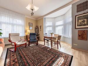 Prodej rodinného domu, Praha - Strašnice, Břežanská, 215 m2