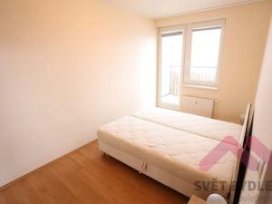 Pronájem bytu 2+kk, Praha - Vysočany, Pod Harfou, 51 m2