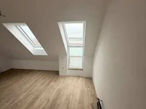 Prodej bytu 2+kk, České Budějovice, Štítného, 90 m2