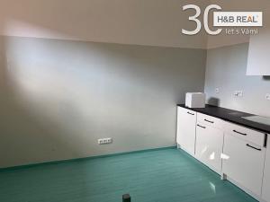 Pronájem komerční, Vsetín, 200 m2