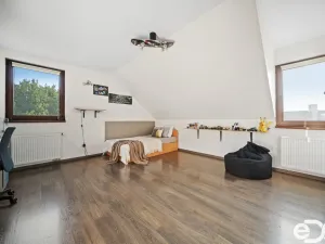 Prodej rodinného domu, Hněvčeves, 202 m2