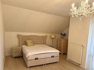 Prodej rodinného domu, Praha - Újezd nad Lesy, Hulická, 320 m2