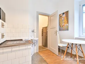 Pronájem bytu 2+1, Znojmo, Hálkova, 64 m2