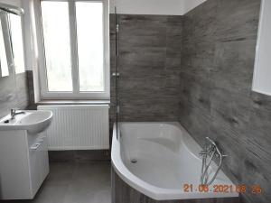 Prodej bytu 4+1, Hrádek nad Nisou, 108 m2