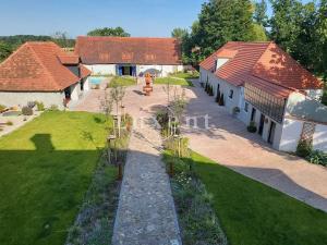 Prodej ubytování, Hluboká nad Vltavou, 1114 m2