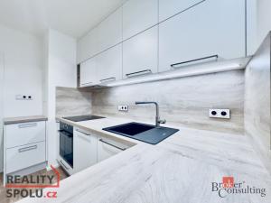 Pronájem bytu 3+1, Praha - Michle, Pod dálnicí, 83 m2