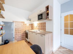 Pronájem bytu 2+kk, Praha - Michle, Přímětická, 43 m2