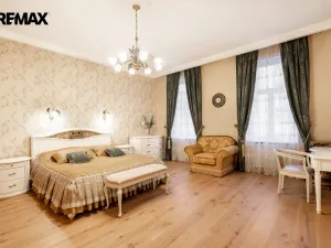 Pronájem bytu 3+1, Karlovy Vary, Dr. Davida Bechera, 130 m2