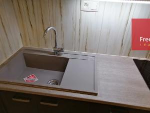 Prodej bytu 3+1, Teplice - Trnovany, Antonína Sochora, 71 m2