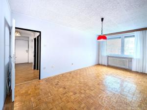 Prodej bytu 3+1, Praha, Svépomoci, 89 m2