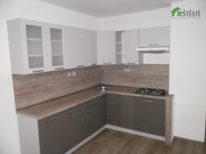 Pronájem bytu 2+1, Třebíč - Nové Dvory, Tolstého, 54 m2