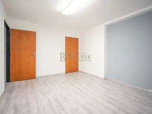 Pronájem skladu, Brandýs nad Labem-Stará Boleslav, Hluchov, 323 m2