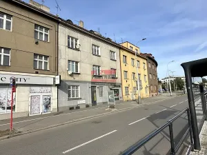 Prodej podílu rodinného domu, Praha - Hloubětín, Poděbradská, 645 m2