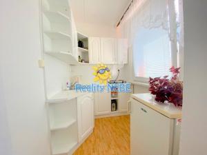 Pronájem bytu 1+1, Praha - Hostivař, Tesaříkova, 30 m2