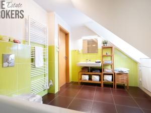 Prodej rodinného domu, Líbeznice, Ve Dvoře, 104 m2