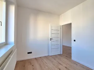 Pronájem bytu 2+kk, Praha - Vršovice, Rybalkova, 47 m2