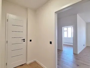 Pronájem bytu 2+kk, Praha - Vršovice, Rybalkova, 47 m2