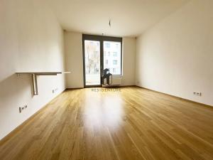 Pronájem bytu 1+kk, Praha - Jinonice, Walterovo náměstí, 30 m2