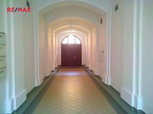 Pronájem skladu, Praha - Karlín, Sokolovská, 36 m2