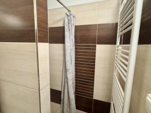 Pronájem bytu 3+1, Chrudim - Chrudim III, Obce Ležáků, 67 m2