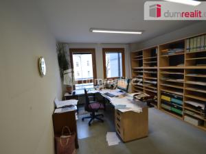 Pronájem kanceláře, Praha - Vinohrady, Záhřebská, 94 m2