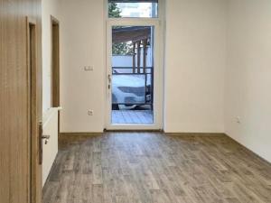 Pronájem kanceláře, Mladá Boleslav, Husova, 74 m2