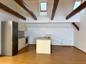 Pronájem bytu 2+kk, Kadaň, Mírové náměstí, 100 m2