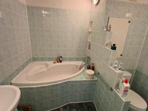 Prodej bytu 3+1, Most, K. H. Máchy, 63 m2