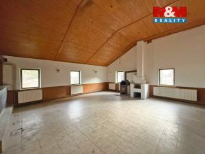 Prodej rodinného domu, Černá v Pošumaví, 136 m2