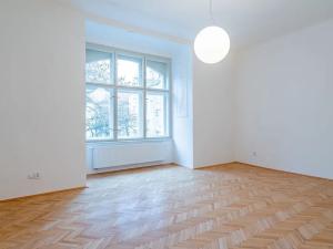 Pronájem bytu 2+kk, Praha, Křižíkova, 59 m2