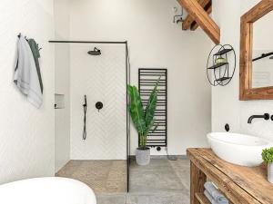 Prodej bytu 2+kk, Praha - Nusle, Spytihněvova, 124 m2