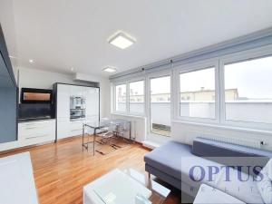 Pronájem bytu 3+kk, Praha - Libeň, U svobodárny, 80 m2