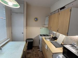 Pronájem bytu 1+1, Hradec Králové, Suchého, 34 m2