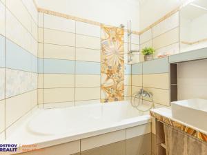 Prodej bytu 2+1, Olomouc, tř. Svornosti, 52 m2