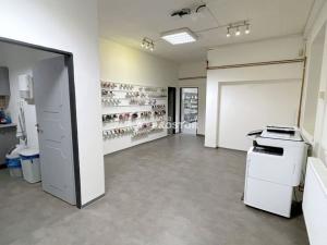 Pronájem obchodního prostoru, Jirny, Tovární, 631 m2