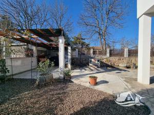 Prodej rodinného domu, Pomorie, Bulharsko, 102 m2