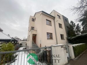 Pronájem bytu 3+1, Pardubice, Štrossova, 79 m2