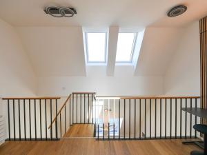 Pronájem bytu 2+kk, Praha - Holešovice, U průhonu, 44 m2