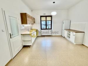 Pronájem bytu 2+kk, Strakonice - Strakonice I, Velké náměstí, 60 m2