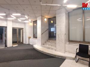 Pronájem obchodního prostoru, Ústí nad Orlicí, T. G. Masaryka, 15 m2