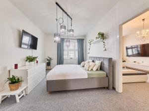 Prodej bytu 3+1, Pardubice - Zelené Předměstí, náměstí Čs. legií, 107 m2