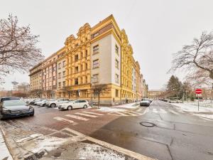 Prodej bytu 3+1, Pardubice - Zelené Předměstí, náměstí Čs. legií, 107 m2