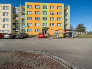 Prodej bytu 1+1, České Velenice, Sídliště na Sadech, 43 m2