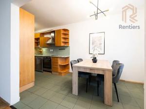 Prodej bytu 4+1, Praha - Troja, K Haltýři, 116 m2