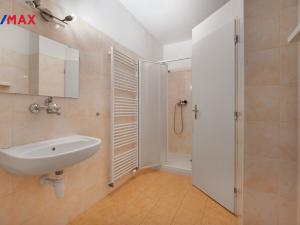 Prodej činžovního domu, Kozmice, K Točně, 223 m2