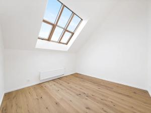 Prodej bytu 2+kk, Praha - Holešovice, Veverkova, 51 m2