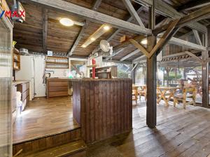 Prodej ubytování, Nová Role - Mezirolí, 795 m2