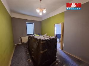 Prodej činžovního domu, Jaroslavice, Náměstí, 420 m2